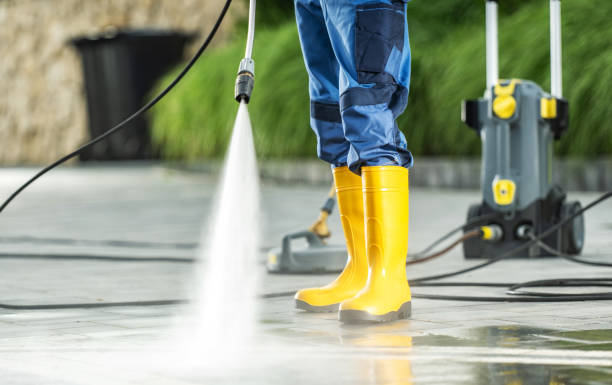 Garage Pressure Washing in Ellisville, MO